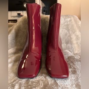 Nine West Burgundy Patent Leather Ankle Boot Size 8.5